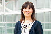 高山 泰子